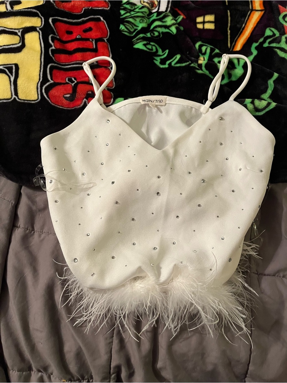 Mainstrip Size Medium White Bedazzled Fluffy Shirt